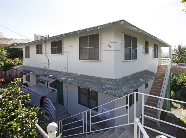1539 Thurston Ave in Honolulu, HI - Foto de edificio - Building Photo