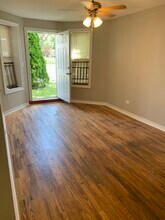 4905 W Augusta Blvd, Unit 1 in Chicago, IL - Foto de edificio - Building Photo