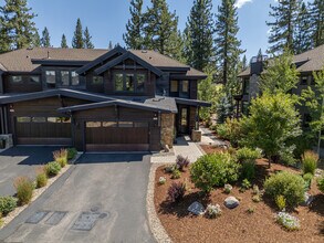 10116 Corrie Ct in Truckee, CA - Foto de edificio - Building Photo
