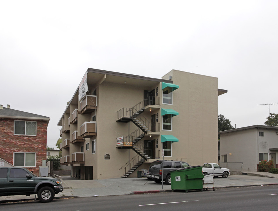 University Commons in San Jose, CA - Building Photo