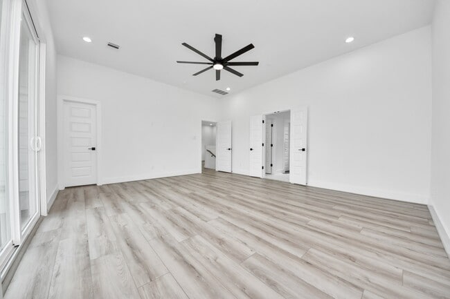 property at 1816 West St