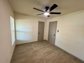 1505 Maple Dr in Garland, TX - Building Photo - Building Photo