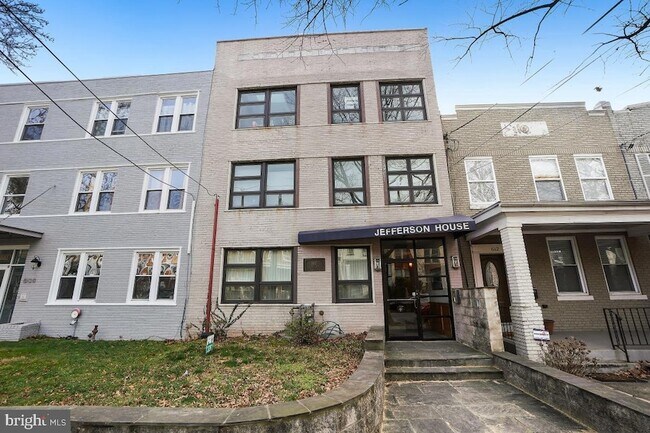 610 Jefferson St NW, Unit 101 in Washington, DC - Building Photo - Building Photo