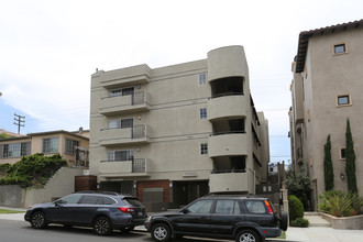 1707 Glendon Ave in Los Angeles, CA - Building Photo - Building Photo