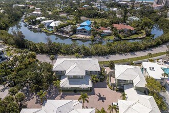 357 Tierra Mar Ln in Siesta Key, FL - Building Photo - Building Photo
