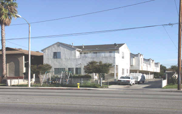 1336 S Greenwood Ave in Montebello, CA - Building Photo