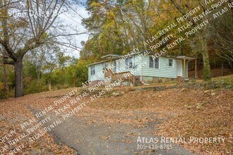 9066 Daisy Dallas Rd in Soddy Daisy, TN - Building Photo - Building Photo