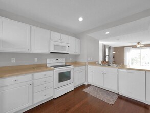 7209 Billy Goat Dr in New Albany, OH - Foto de edificio - Building Photo