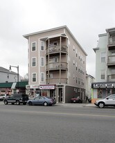 210-210A Chandler St in Worcester, MA - Building Photo