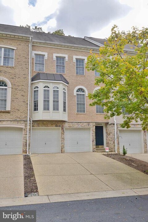 12035 Treeline Way in Rockville, MD - Building Photo