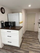 89 Monroe St in Norwood, MA - Building Photo