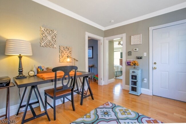 142 Forest St in Montclair, NJ - Building Photo - Building Photo