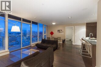 1372 Seymour St in Vancouver, BC - Building Photo - Building Photo