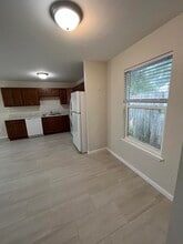 19 Park Cir SE in Fort Walton Beach, FL - Building Photo - Building Photo