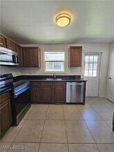 828 96th Ave N in Naples, FL - Building Photo - Building Photo