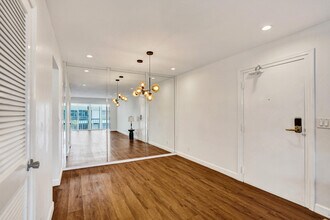 6289 Bay Club Dr in Fort Lauderdale, FL - Building Photo - Building Photo