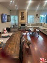 1220 Manning Ave in Los Angeles, CA - Building Photo