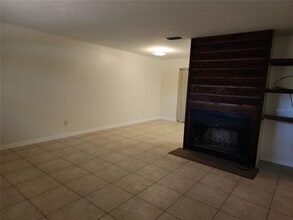 6140 NW 26th St in Gainesville, FL - Building Photo - Building Photo