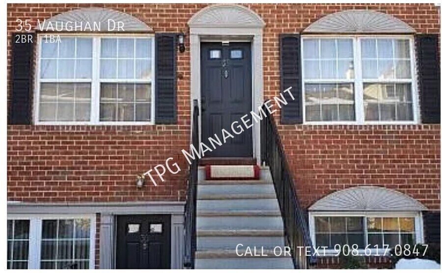 35 Vaughan Dr in Newark, NJ - Building Photo