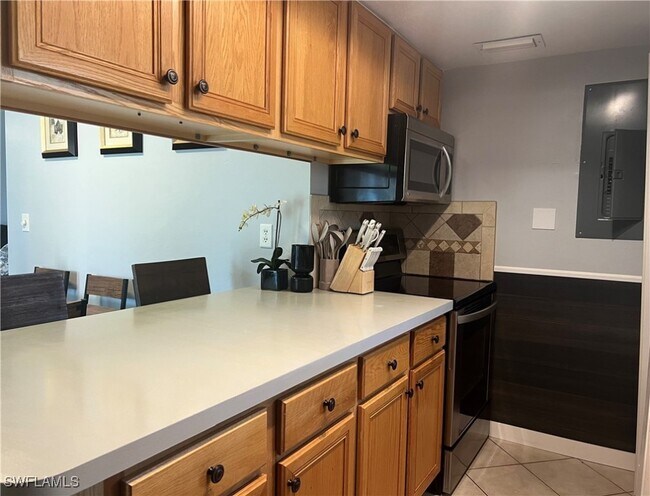 property at 3372 Alouette Cir