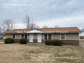 6766 Heritage Dr in Newburgh, IN - Building Photo