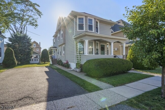 property at 42 N 21st St