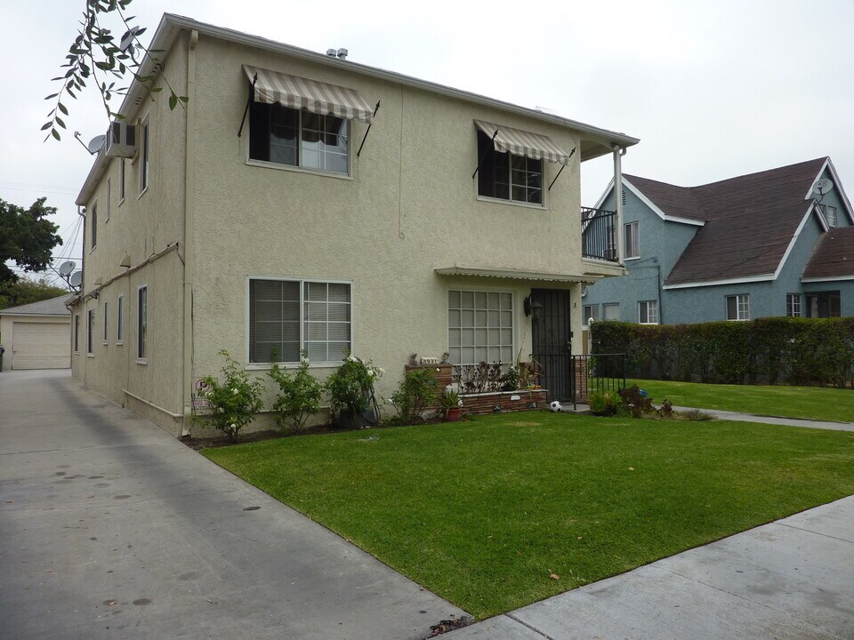 8931 Annetta Ave in South Gate, CA - Building Photo
