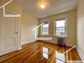 8 Vinal St in Boston, MA - Building Photo - Building Photo