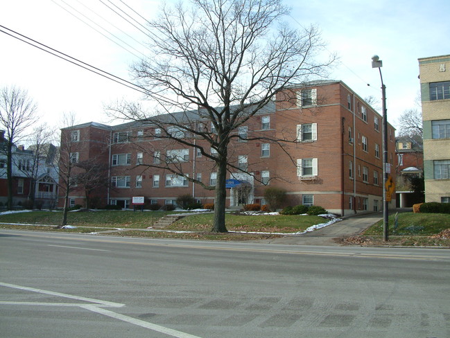 Eden Cliff Apartmens in Cincinnati, OH - Foto de edificio - Building Photo