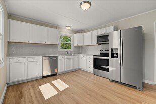 710 E Chestnut St in Mount Vernon, OH - Building Photo