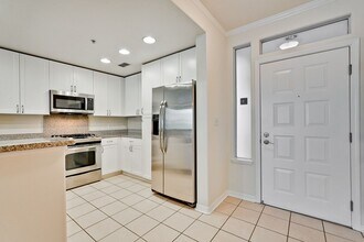 3901 Lick Mill Blvd in Santa Clara, CA - Building Photo - Building Photo