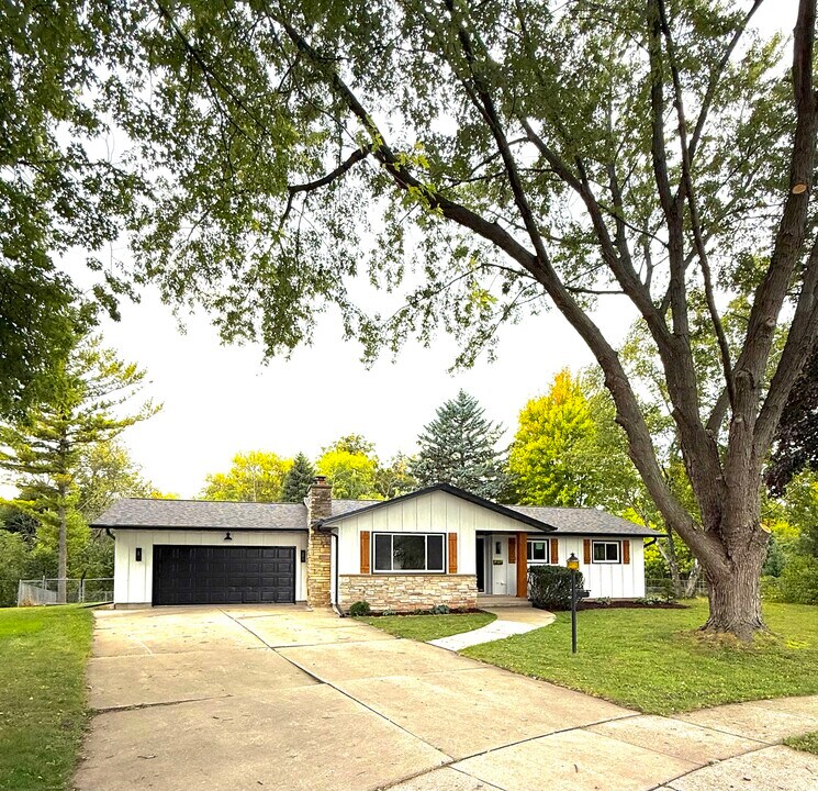 168 S Royal Ave in Fond du Lac, WI - Building Photo