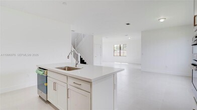 20930 SW 96th Ave in Cutler Bay, FL - Building Photo - Building Photo