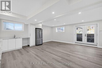 2580 Noella Crescent in Niagara Falls, ON - Building Photo - Building Photo