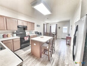 2111 Dodge Dr in New Braunfels, TX - Building Photo - Building Photo