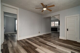 328 Clinton St in Findlay, OH - Building Photo - Building Photo