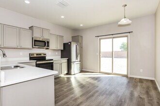 4845 S 243rd Dr in Buckeye, AZ - Foto de edificio - Building Photo