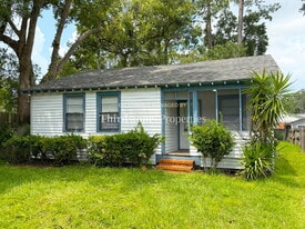 4833 Kingsbury St in Jacksonville, FL - Building Photo