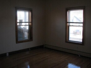 384 Medford St in Malden, MA - Building Photo - Building Photo