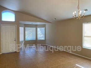 2315 Iron Gate Trail SW in Albuquerque, NM - Building Photo - Building Photo