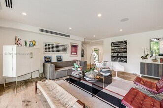 79 Shore Dr E in Miami, FL - Building Photo - Building Photo