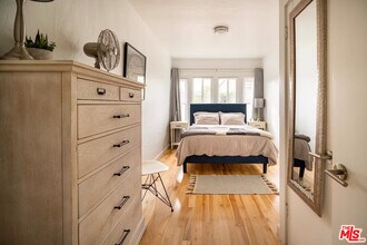 716 Sunset Ave in Los Angeles, CA - Building Photo - Building Photo