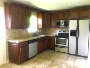 564 Palace Ln in Columbus, OH - Building Photo - Building Photo