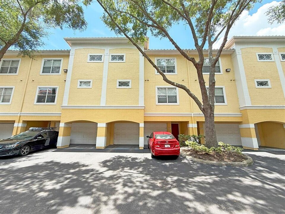 1817 Shadow View Cir in Maitland, FL - Foto de edificio