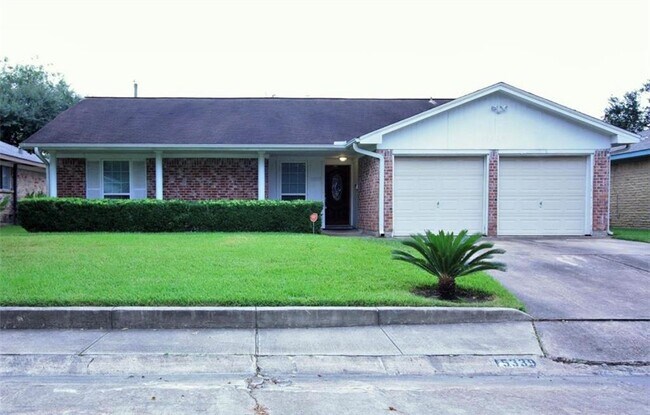 property at 15339 E Hutchinson Cir