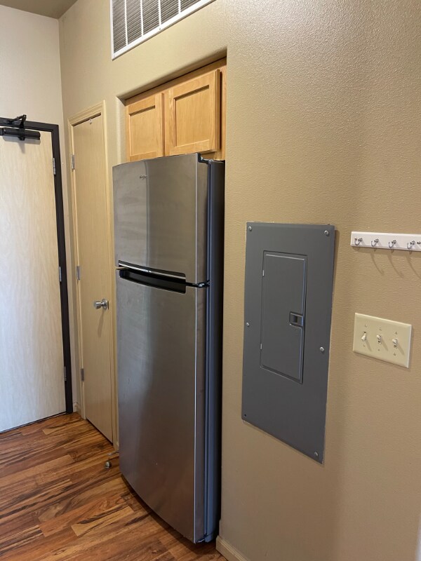 404 S Johnson St in Iowa City, IA - Building Photo - Building Photo