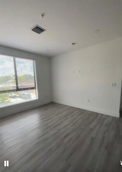 property at 859 E 24th St