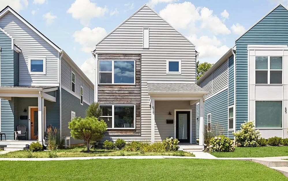 56 Central Greens Blvd in Indianapolis, IN - Building Photo