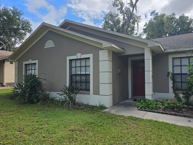 501 W Saunders St in Plant City, FL - Building Photo - Building Photo