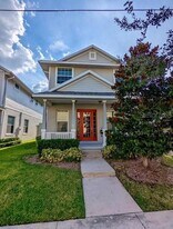 1704 N Shore Terrace, Unit 2 in Orlando, FL - Building Photo